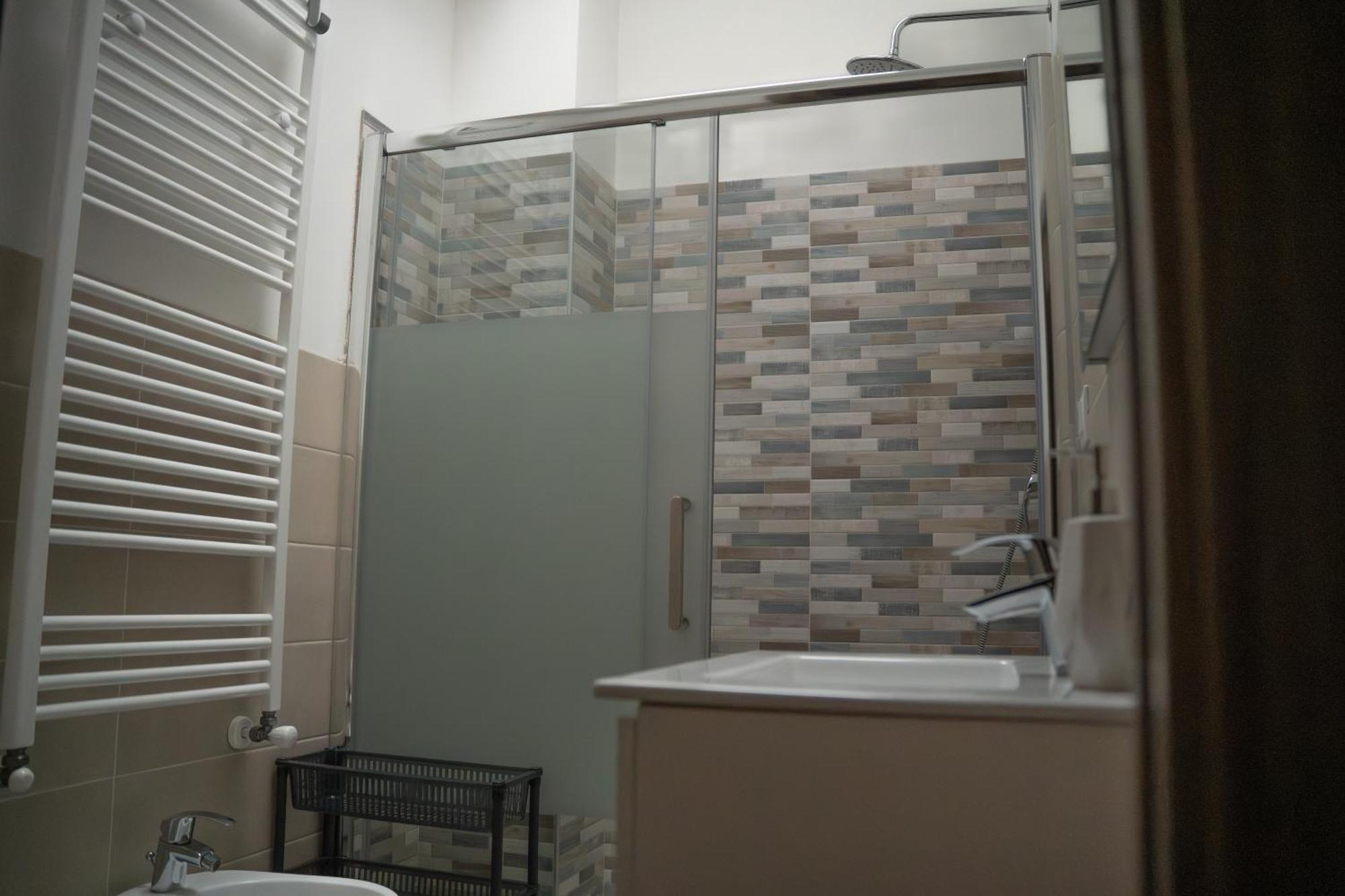 Lugaro Guest House 토리노 외부 사진